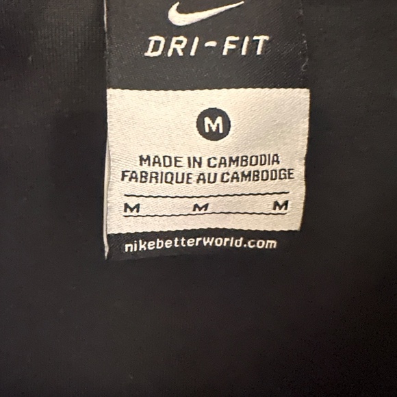 Nike Women’s DRI-FIT zip up jacket - Picture 7 of 8